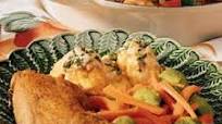 Chicken 'n' Dumplings with Sour Cream Gravy Chicken 'n' Dumplings with Sour Cream Gravy