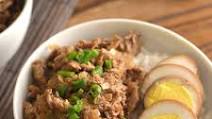 Lu Rou Fan (Taiwanese Stewed Pork with Hard-Boiled Eggs) Lu Rou Fan (Taiwanese Stewed Pork with Hard-Boiled Eggs)