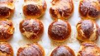 Soft Pretzel Balls and Beer Cheese Soft Pretzel Balls and Beer Cheese