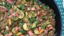 One-Skillet Ground Beef Recipe with Zucchini and Spices One-Skillet Ground Beef Recipe with Zucchini and Spices