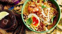Nyonya-style chicken and coconut curry laksa Nyonya-style chicken and coconut curry laksa
