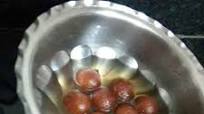 Instant gits gulaab jamun recipe by alqua tahseen at BetterButter Instant gits gulaab jamun recipe by alqua tahseen at BetterButter