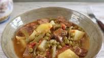 Stewed meat with potatoes and peas Stewed meat with potatoes and peas