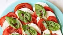 Caprese Salad with Balsamic Vinegar Caprese Salad with Balsamic Vinegar