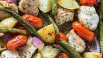Easy One Pan Roasted Chicken & Potatoes Easy One Pan Roasted Chicken & Potatoes
