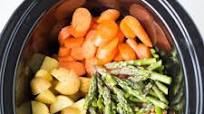 12+ Easy Vegan Recipes in the Slow Cooker: Stuffed Sweet Potatoes 12+ Easy Vegan Recipes in the Slow Cooker: Stuffed Sweet Potatoes