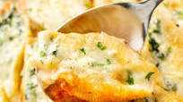 Spinach and Ricotta Stuffed Shells Spinach and Ricotta Stuffed Shells
