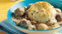 Meatball Stroganoff Biscuit Casserole (Cooking for Two) Meatball Stroganoff Biscuit Casserole (Cooking for Two)