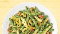 Green Bean, Mushroom & Cashew Salad Green Bean, Mushroom & Cashew Salad