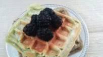 Matcha mochi waffles (vegan) Matcha mochi waffles (vegan)