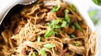 Instant Pot Honey Garlic Chicken Recipe (Paleo, GF + Refined Sugar-Free) Instant Pot Honey Garlic Chicken Recipe (Paleo, GF + Refined Sugar-Free)
