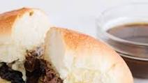 How To Make Slow Cooker French Dip Sandwiches How To Make Slow Cooker French Dip Sandwiches