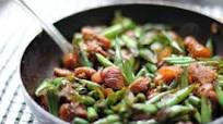 Stir Fried French Beans and Pork (Baguio Beans Guisado) Stir Fried French Beans and Pork (Baguio Beans Guisado)
