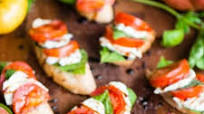 Caprese Bruschetta Caprese Bruschetta