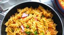 Schinkennudeln (German ham and noodle dish) Schinkennudeln (German ham and noodle dish)