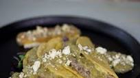 Enchiladas with Tomatillo Sauce Enchiladas with Tomatillo Sauce
