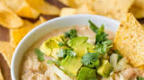 Easy White Chicken Chili (Stovetop Recipe) Easy White Chicken Chili (Stovetop Recipe)