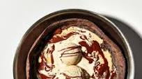 How to Cook a Valentine's Day Dinner That Shows You Care, but Not Like in a Really Over-the-Top Way How to Cook a Valentine's Day Dinner That Shows You Care, but Not Like in a Really Over-the-Top Way