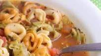 Weight Watchers Friendly Tortellini Soup Weight Watchers Friendly Tortellini Soup