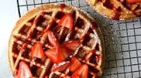Buttermilk Waffles with Fresh Strawberry Syrup Buttermilk Waffles with Fresh Strawberry Syrup