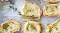 Brie Crostini Brie Crostini