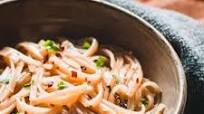 Instant Pot Sticky Maple Ginger Rice Noodles (Gluten-Free, Vegan) Instant Pot Sticky Maple Ginger Rice Noodles (Gluten-Free, Vegan)