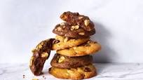 Chocolate Chip Walnut Cookie Chocolate Chip Walnut Cookie