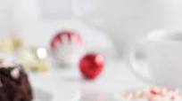 Chocolate Peppermint Mini Bundt Cakes Chocolate Peppermint Mini Bundt Cakes