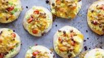 Cheesy Biscuit Breakfast Pizzas Cheesy Biscuit Breakfast Pizzas