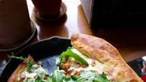 Deep Dish Sausage and Sriracha Pizza Deep Dish Sausage and Sriracha Pizza