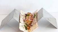 Taco de pulpo con su emulsión de cerveza tostada Taco de pulpo con su emulsión de cerveza tostada