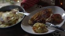 Pork chops with potato and apple tartiflette Pork chops with potato and apple tartiflette