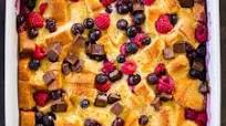 Bread Pudding with Chocolate and Berries Bread Pudding with Chocolate and Berries