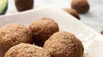 Trufas de aguacate y chocolate sin azúcar Trufas de aguacate y chocolate sin azúcar