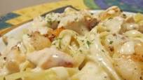 Fettuccine Alfredo with Grilled Chicken & Shrimp Recipe - (4.2/5) Fettuccine Alfredo with Grilled Chicken & Shrimp Recipe - (4.2/5)