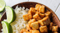 Crispy Peanut Tofu with Cauliflower Rice Crispy Peanut Tofu with Cauliflower Rice