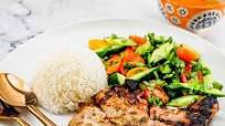 Vietnamese Grilled Lemongrass Pork Chops (Thit Heo Nuong Xa) Vietnamese Grilled Lemongrass Pork Chops (Thit Heo Nuong Xa)