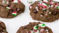 Dark Chocolate Chip Christmas Cookies Dark Chocolate Chip Christmas Cookies