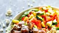 Greek Steak Salad with Honey Balsamic Dressing Greek Steak Salad with Honey Balsamic Dressing
