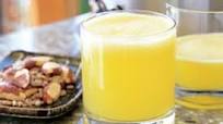 Grapefruit, lemon and pineapple juice with sunflower snack Grapefruit, lemon and pineapple juice with sunflower snack