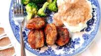 Chicken Fried Pork Medallions with Gravy Chicken Fried Pork Medallions with Gravy