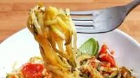 Garlic Parmesan Zucchini Noodles Garlic Parmesan Zucchini Noodles