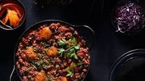 Spicy Mince and Red Kidney Beans with Herbed Dombolo Spicy Mince and Red Kidney Beans with Herbed Dombolo