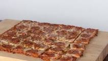 Tavern-Style Thin Crust Pizza Tavern-Style Thin Crust Pizza