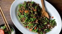 Stir-Fried Green Beans With Pork and Chiles Stir-Fried Green Beans With Pork and Chiles