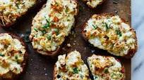 Cheesy Cauliflower Toasts Cheesy Cauliflower Toasts
