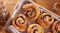 Cinnamon Roll Cinnamon Roll
