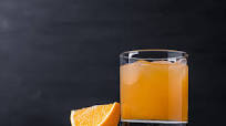 Whiskey Sour – Lemonade and orange juice cocktail Whiskey Sour – Lemonade and orange juice cocktail