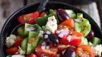 Easy Greek Salad Recipe (with crumbly tofu feta) Easy Greek Salad Recipe (with crumbly tofu feta)