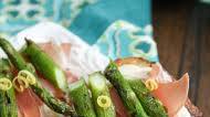 Grilled Asparagus, Prosciutto, and Brie Bruschetta Grilled Asparagus, Prosciutto, and Brie Bruschetta